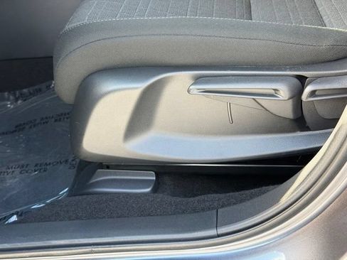 Certified 2026 Honda HR-V LX image 24