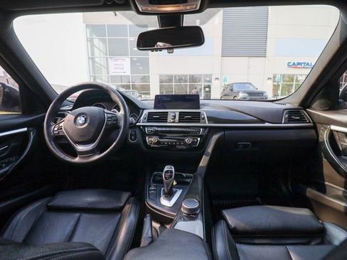 Used 2018 BMW 330i xDrive Sedan w/ Convenience Package image 45