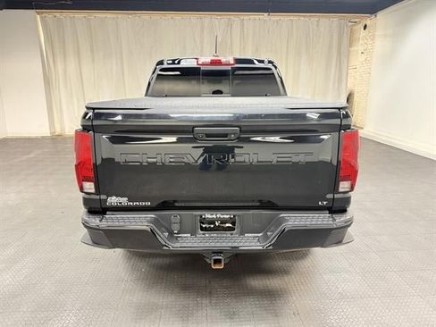 Used 2023 Chevrolet Colorado LT w/ LT Convenience Package image 4