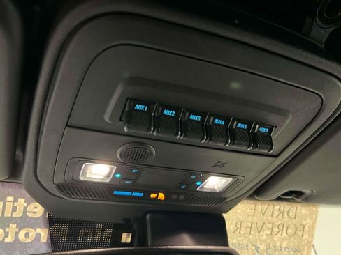 Used 2022 Ford Bronco Badlands image 28