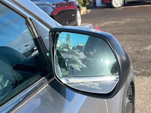 Used 2017 Honda CR-V LX image 22