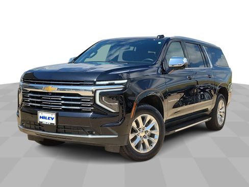 Certified 2025 Chevrolet Suburban Premier AWD/4WD image 4