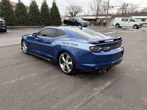Used 2019 Chevrolet Camaro SS image 6