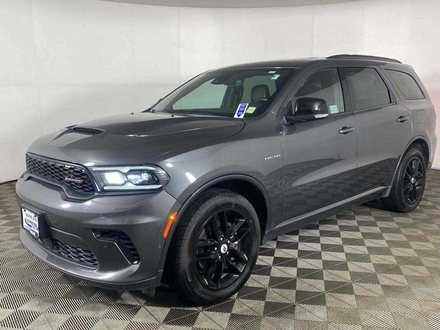 Used 2025 Dodge Durango R/T AWD/4WD image 2