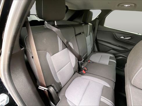 Used 2024 Chevrolet Blazer LT w/ Convenience Package FWD image 19