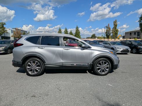 Used 2022 Honda CR-V Touring image 2