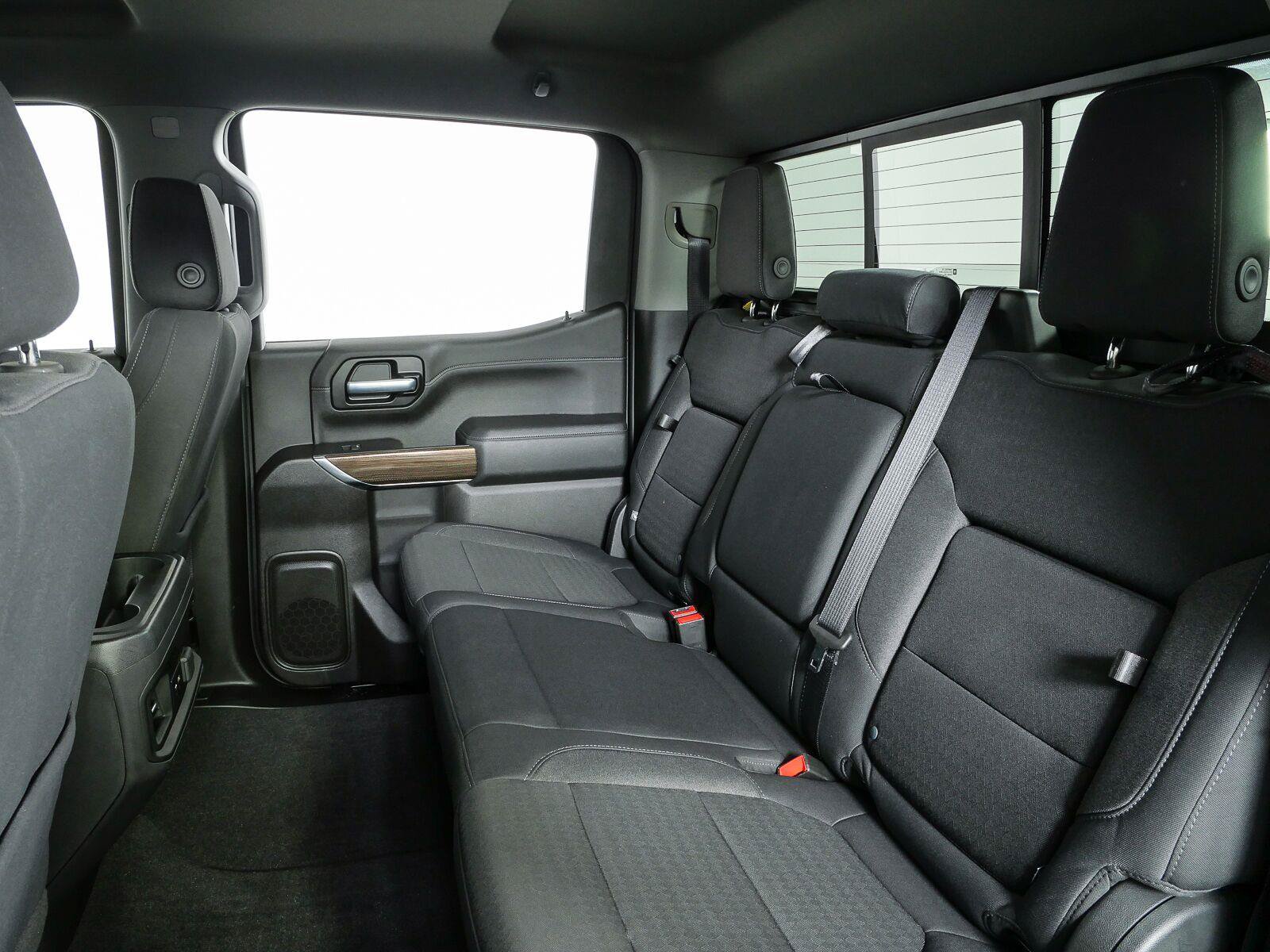 Used 2020 Chevrolet Silverado 1500 RST AWD/4WD image 17