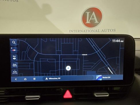 New 2025 Hyundai Ioniq 5 SE image 13