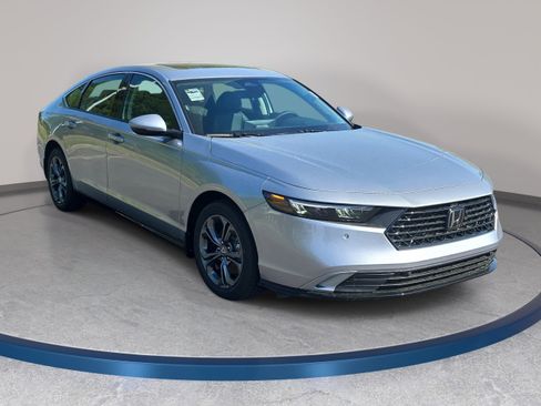 New 2026 Honda Accord EX-L image 3