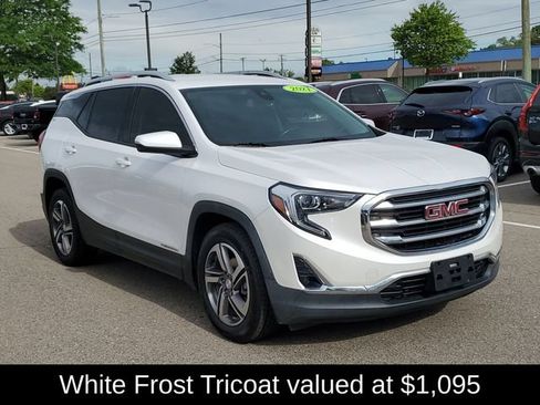 Used 2021 GMC Terrain SLT w/ LPO, Floor Liner Package FWD image 3