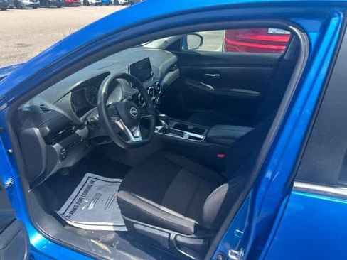 Used 2024 Nissan Sentra SV FWD image 14
