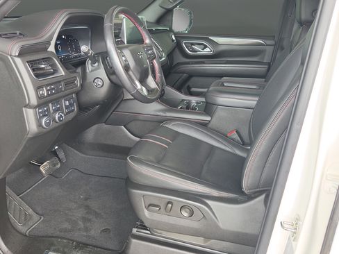 Used 2022 Chevrolet Tahoe RST w/ Luxury Package AWD/4WD image 9