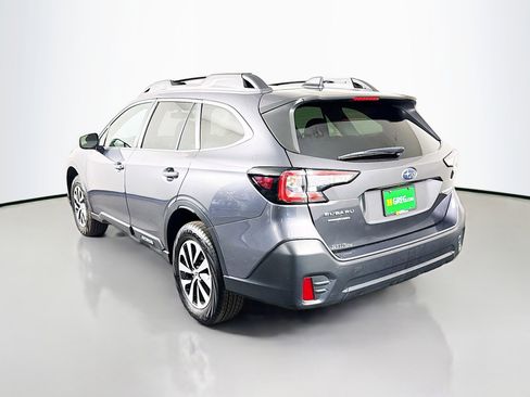 Used 2022 Subaru Outback Premium AWD/4WD image 7