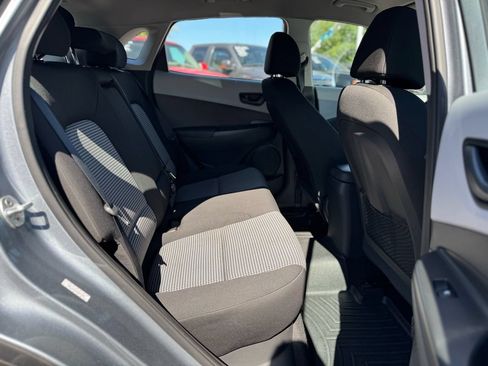 Used 2021 Hyundai Kona SE AWD/4WD image 10