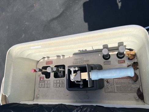 Used 2019 RAM 5500 Tradesman w/ Chrome Appearance Group image 7