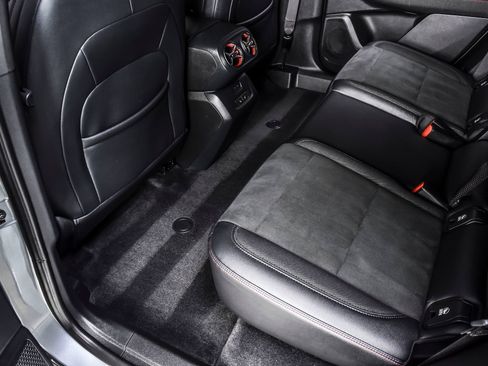 Used 2024 Chevrolet Blazer EV RS AWD/4WD image 19