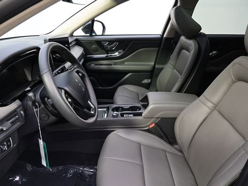 New 2026 Lincoln Corsair Grand Touring image 13