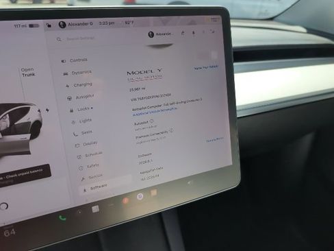 Used 2022 Tesla Model Y Performance image 13