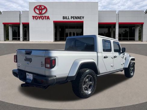 Used 2023 Jeep Gladiator Sport AWD/4WD image 5