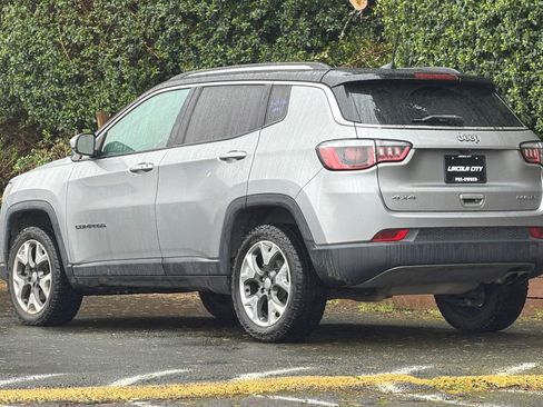Used 2019 Jeep Compass Limited image 6