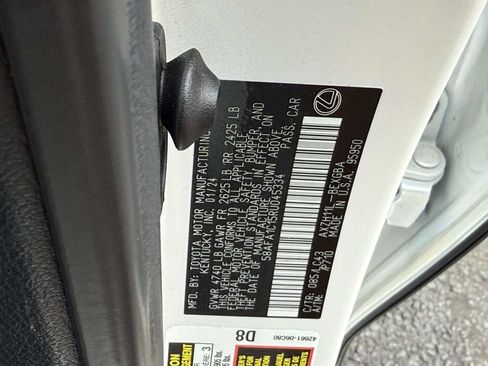 Used 2024 Lexus ES 300h Ultra Luxury w/ Accessory Package (Z1) image 31