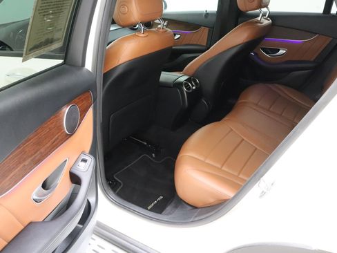 Used 2022 Mercedes-Benz GLC 300 image 29