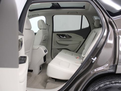 Used 2020 GMC Terrain Denali w/ Denali Premium Package image 37