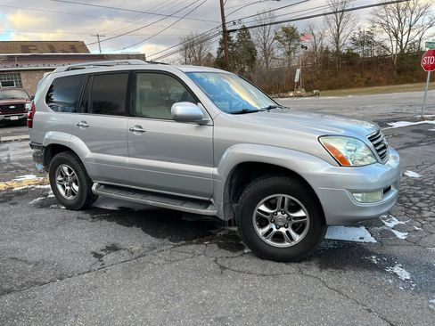 Used 2008 Lexus GX 470 image 3