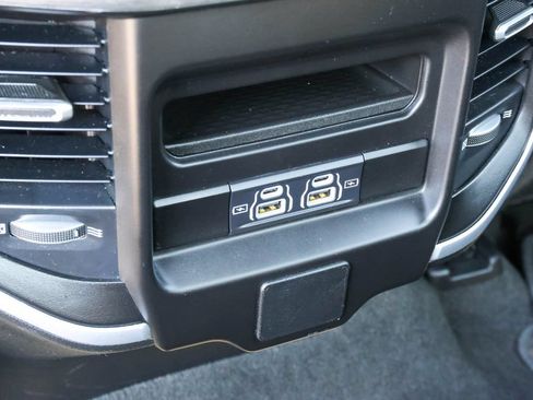 Used 2023 RAM 1500 Big Horn AWD/4WD image 19