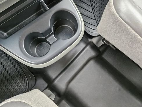 Used 2019 Nissan NV 3500 S image 20