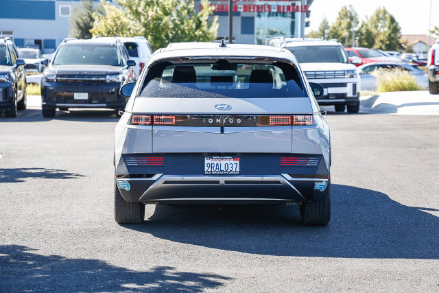 Certified 2024 Hyundai Ioniq 5 SEL RWD image 4