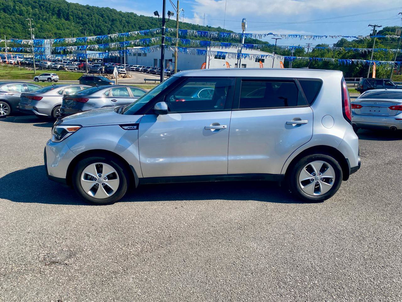Used 2015 Kia Soul FWD image 4