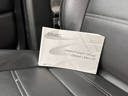Used 2020 GMC Canyon Denali AWD/4WD image 32