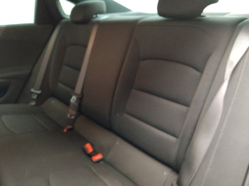 Used 2020 Chevrolet Malibu LS image 18