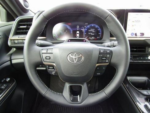 Certified 2026 Toyota Crown Limited w/ Advanced Technology Package image 12