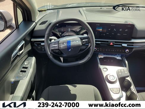 New 2026 Kia Sportage LX FWD image 16