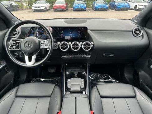 Used 2023 Mercedes-Benz GLA 250 4MATIC image 22