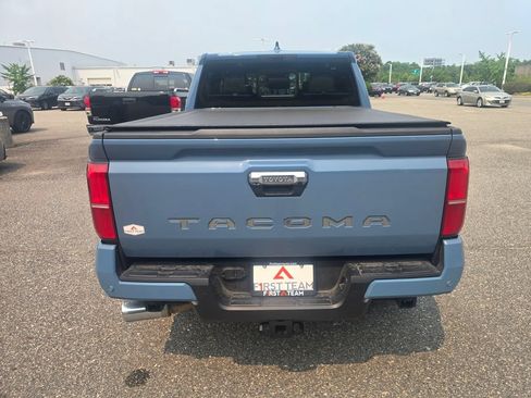 Used 2026 Toyota Tacoma Limited AWD/4WD image 6