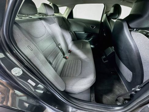 Used 2025 Kia K4 EX FWD image 32
