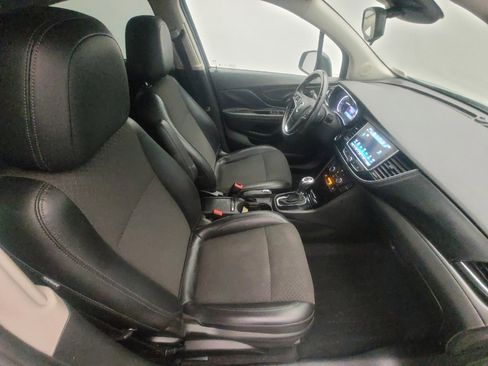 Used 2019 Buick Encore Preferred image 21