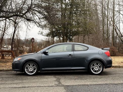 Used 2006 Scion tC image 2