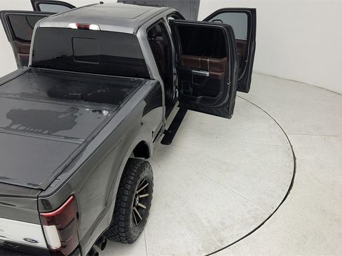 Used 2017 Ford F350 Platinum w/ Platinum Ultimate Package image 44