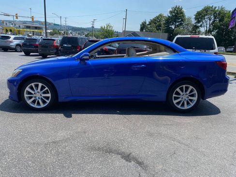 Used 2010 Lexus IS 250C w/ Luxury Pkg RWD image 14