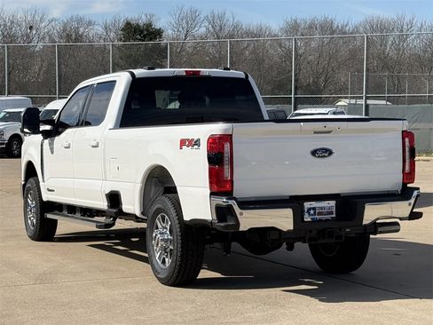 New 2026 Ford F350 Lariat w/ FX4 Off-Road Package image 27