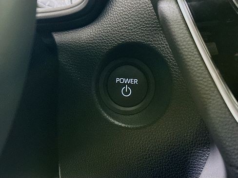 Used 2024 Toyota Corolla Cross AWD Hybrid image 20