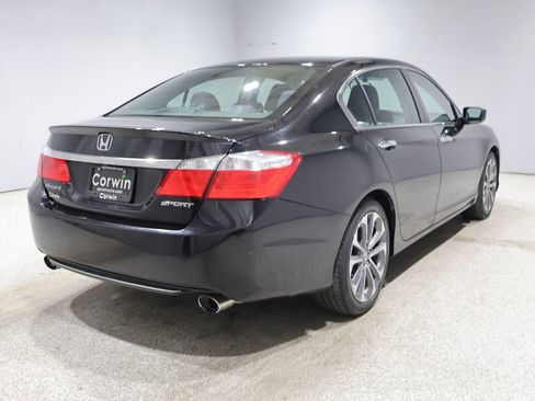 Used 2014 Honda Accord Sport image 2
