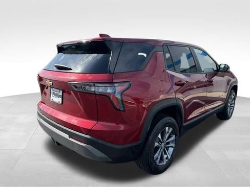 Used 2025 Chevrolet Equinox LT w/ Safety and Technology Package image 10