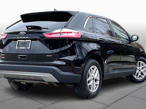 Used 2023 Ford Edge SEL image 13