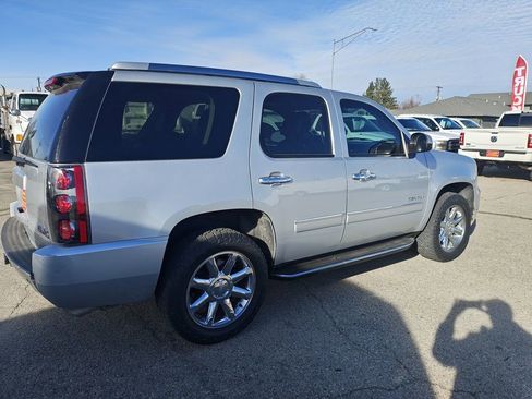 Used 2014 GMC Yukon Denali AWD/4WD image 3