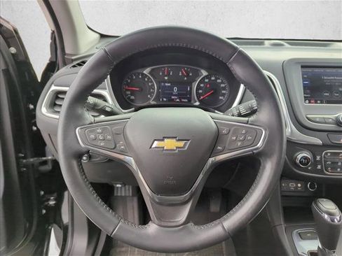 Used 2020 Chevrolet Equinox LT image 16